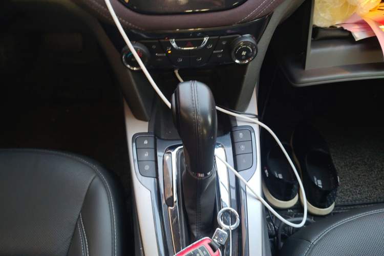 Used Chevrolet Malibu 2018 530T Automatic Luxury Edition Gear Lever