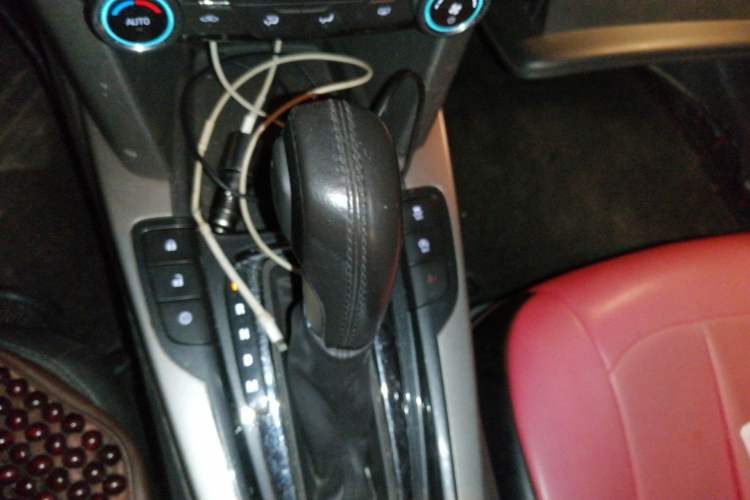 Used Chevrolet Malibu 2018 530T Automatic Luxury Edition Gear Lever