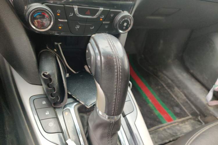 Used Chevrolet Malibu 2018 530T Automatic Luxury Edition Gear Lever