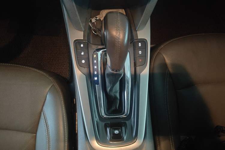 Used Chevrolet Malibu 2018 530T Automatic Luxury Edition Gear Lever