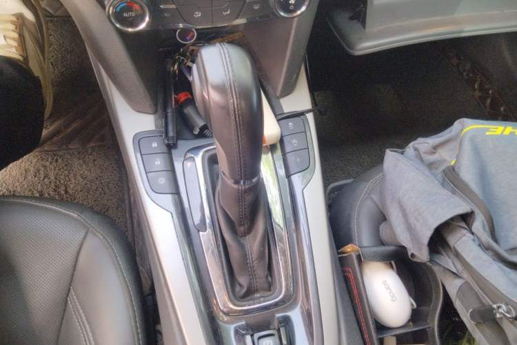 Used Chevrolet Malibu 2018 530T Automatic Luxury Edition Gear Lever