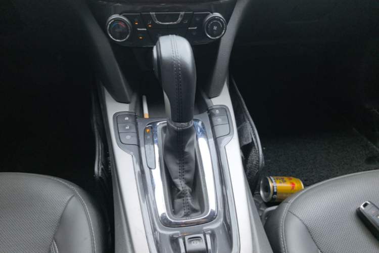 Used Chevrolet Malibu 2018 530T Automatic Luxury Edition Gear Lever