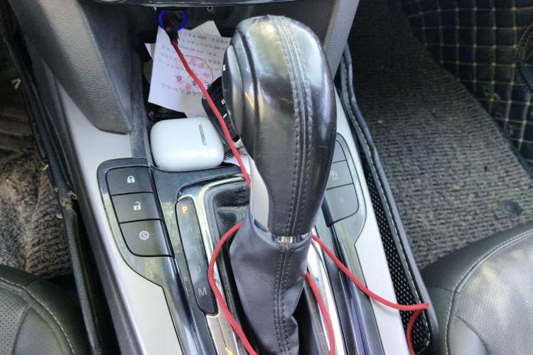 Used Chevrolet Malibu 2018 530T Automatic Fashion Edition Gear Lever