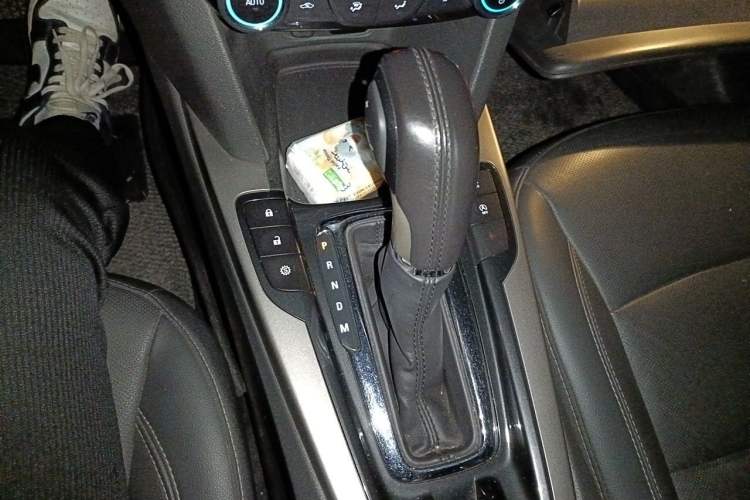 Used Chevrolet Malibu 2018 530T Automatic Luxury Edition Gear Lever