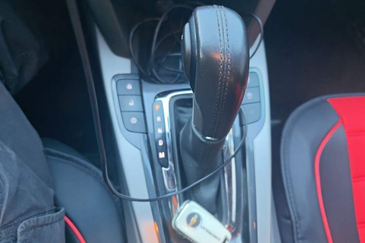 Used Chevrolet Malibu 2018 530T Automatic Luxury Edition Gear Lever