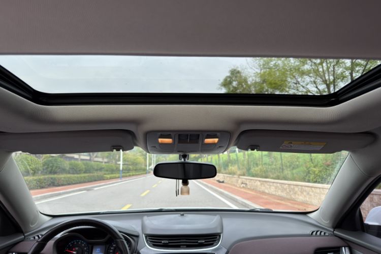 Used Chevrolet Malibu 2018 530T Automatic Luxury Edition Headliner