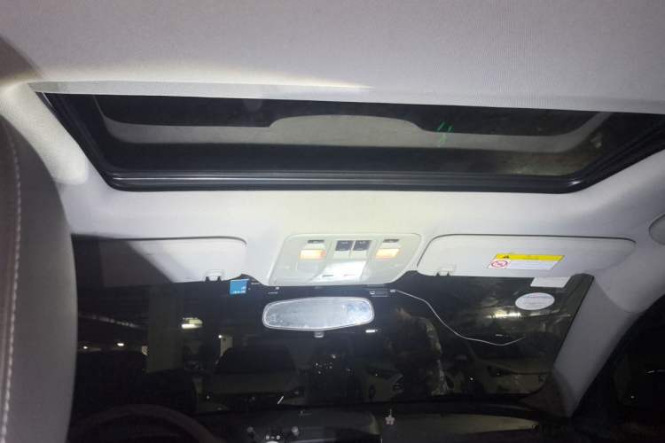Used Chevrolet Malibu 2018 530T Automatic Luxury Edition Headliner