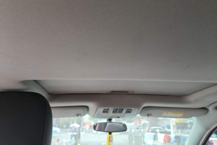 Used Chevrolet Malibu 2018 530T Automatic Fashion Edition Headliner