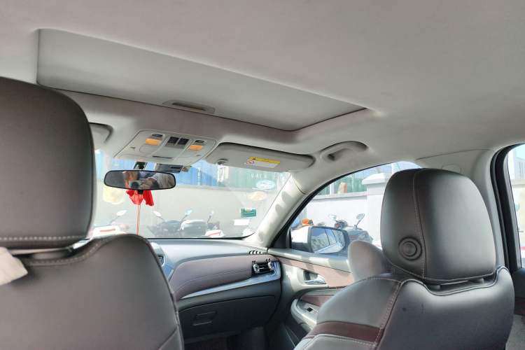 Used Chevrolet Malibu 2018 530T Automatic Luxury Edition Headliner