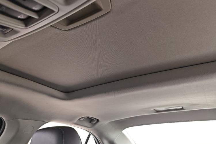 Used Chevrolet Malibu 2018 530T Automatic Fashion Edition Headliner
