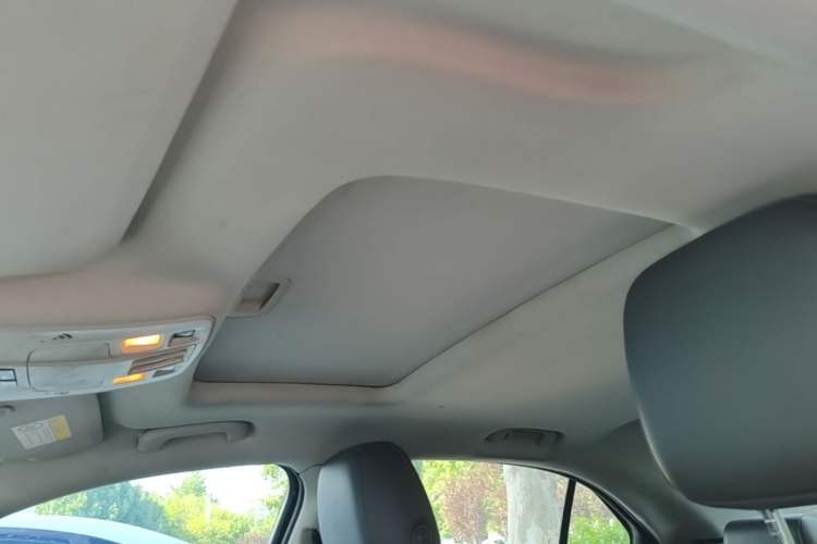 Used Chevrolet Malibu 2018 530T Automatic Luxury Edition Headliner