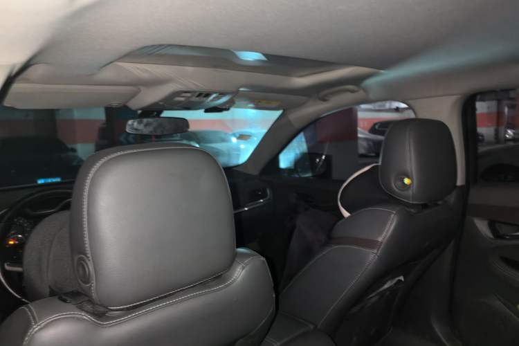 Used Chevrolet Malibu 2018 530T Automatic Luxury Edition Headliner