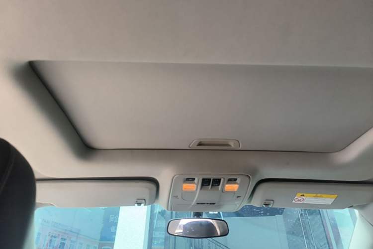 Used Chevrolet Malibu 2018 530T Automatic Luxury Edition Headliner