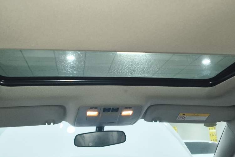 Used Chevrolet Malibu 2018 530T Automatic Comfort Edition Headliner