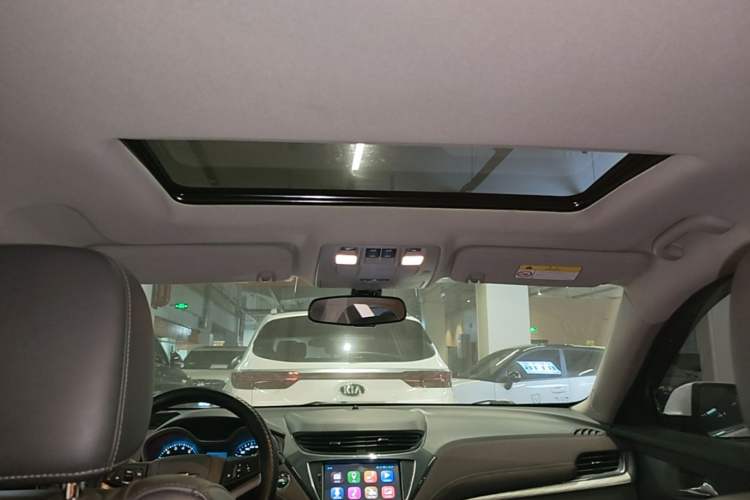 Used Chevrolet Malibu 2018 530T Automatic Luxury Edition Headliner