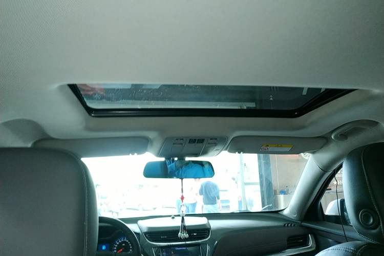 Used Chevrolet Malibu 2018 530T Automatic Luxury Edition Headliner
