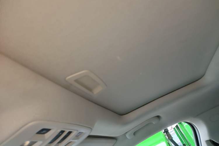 Used Chevrolet Malibu 2018 530T Automatic Luxury Edition Headliner
