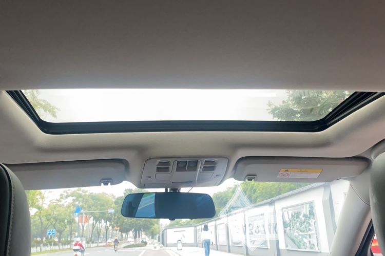 Used Chevrolet Malibu 2018 530T Automatic Luxury Edition Headliner