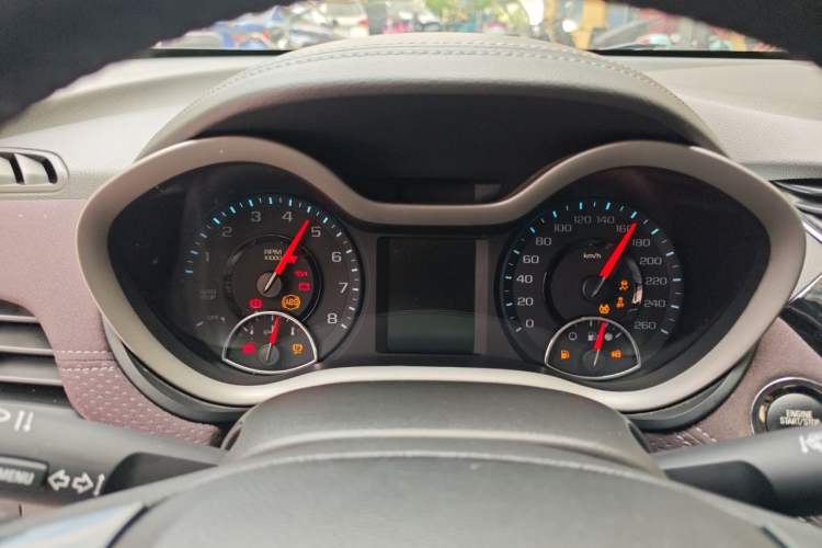 Used Chevrolet Malibu 2018 530T Automatic Luxury Edition Instrument Cluster