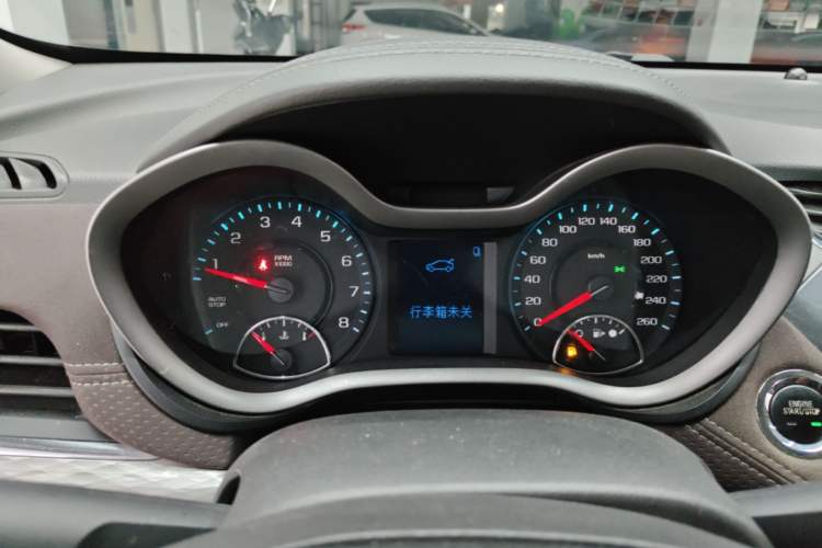 Used Chevrolet Malibu 2018 530T Automatic Luxury Edition Instrument Cluster