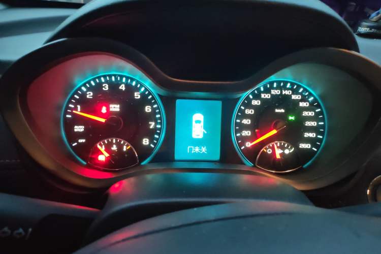 Used Chevrolet Malibu 2018 530T Automatic Luxury Edition Instrument Cluster