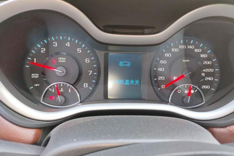 Used Chevrolet Malibu 2018 530T Automatic Luxury Edition Instrument Cluster