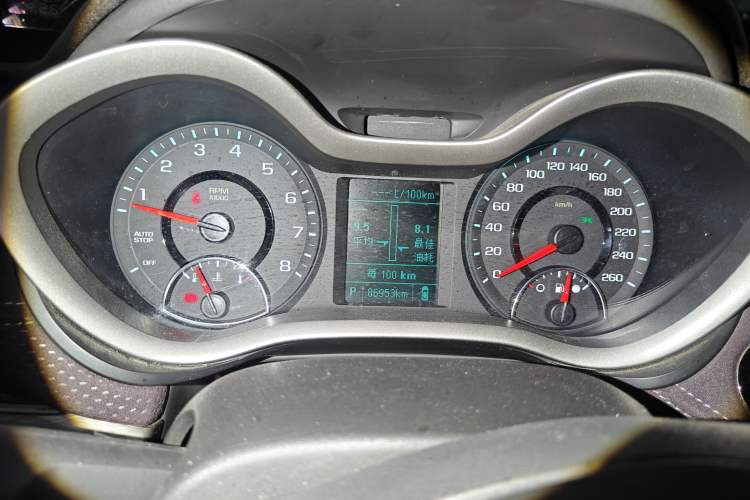 Used Chevrolet Malibu 2018 530T Automatic Luxury Edition Instrument Cluster