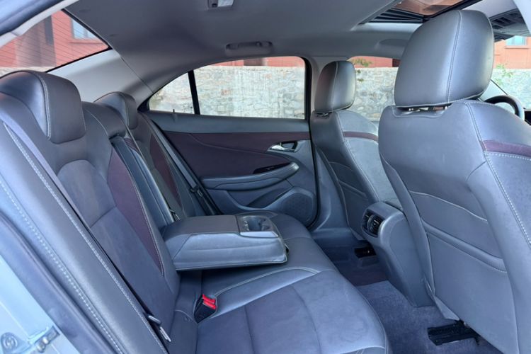 Used Chevrolet Malibu 2018 530T Automatic Fashion Edition Interior 1