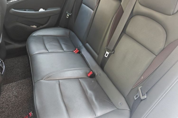 Used Chevrolet Malibu 2018 530T Automatic Luxury Edition Interior 1