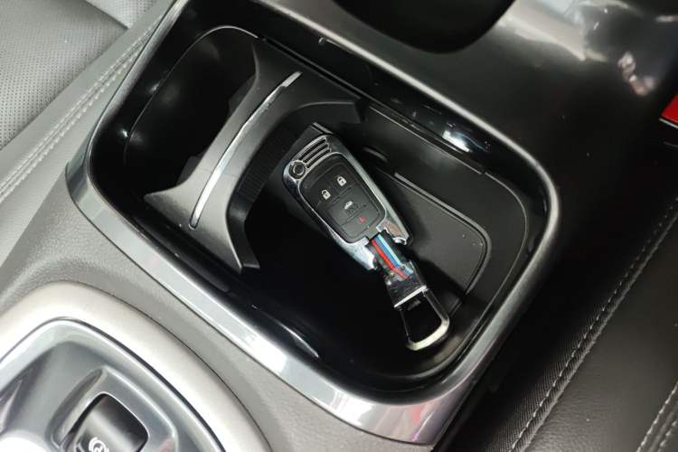 Used Chevrolet Malibu 2018 530T Automatic Luxury Edition Interior 1