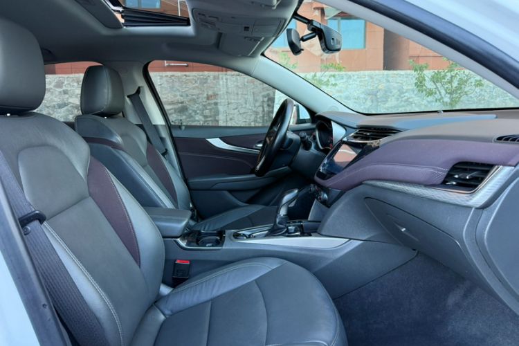 Used Chevrolet Malibu 2018 530T Automatic Fashion Edition Interior 2