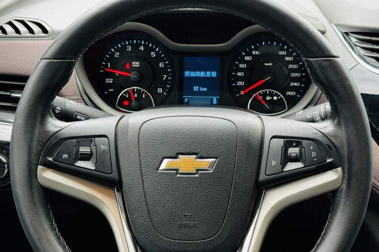 Used Chevrolet Malibu 2018 530T Automatic Fashion Edition Interior 3