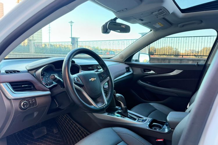 Used Chevrolet Malibu 2018 530T Automatic Fashion Edition Interior 5