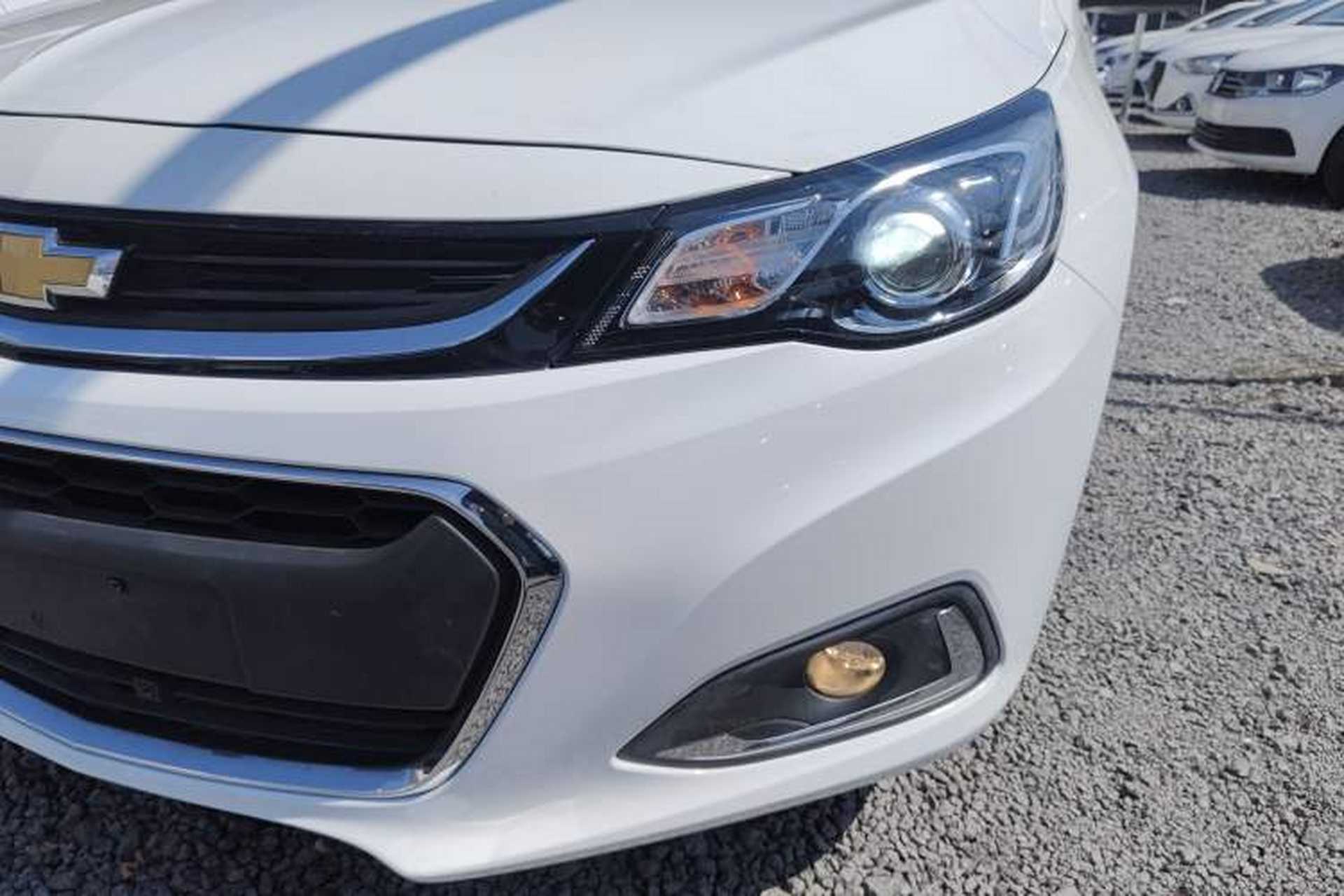 Used Chevrolet Malibu 2018 530T Automatic Fashion Edition Left Front Headlight