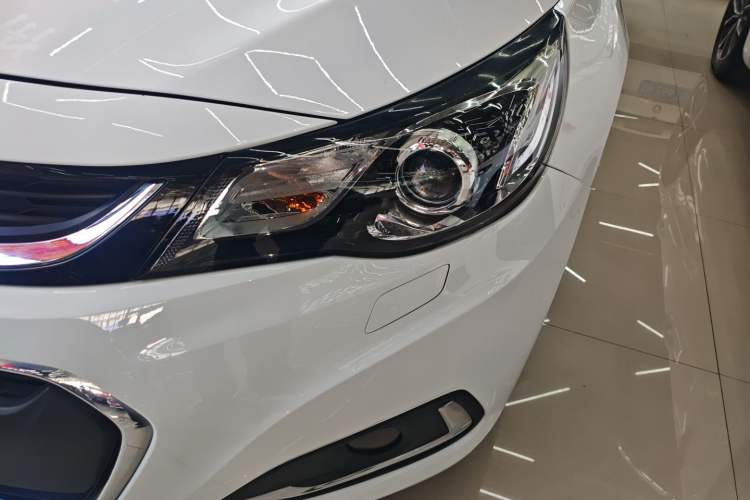 Used Chevrolet Malibu 2018 530T Automatic Luxury Edition Left Front Headlight