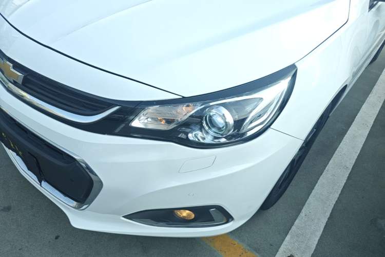 Used Chevrolet Malibu 2018 530T Automatic Luxury Edition Left Front Headlight