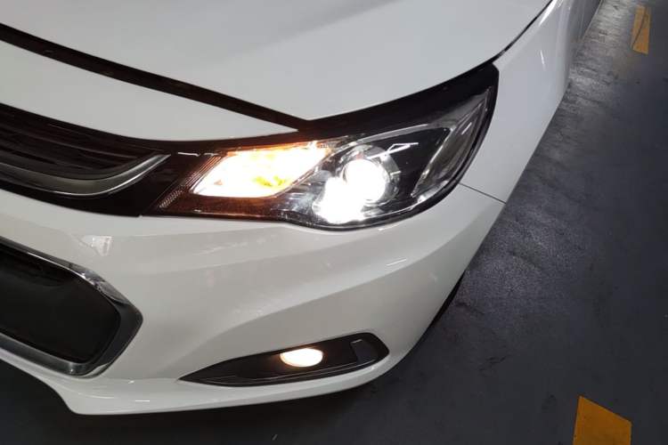 Used Chevrolet Malibu 2018 530T Automatic Fashion Edition Left Front Headlight