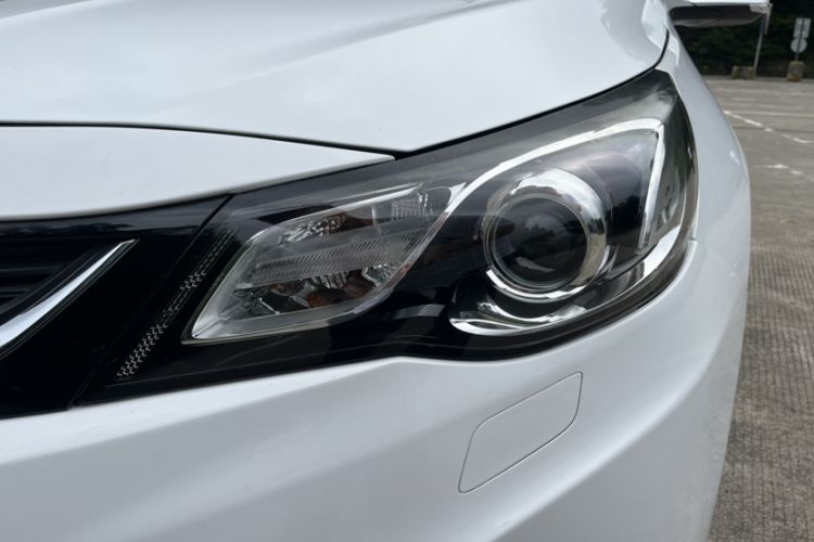 Used Chevrolet Malibu 2018 530T Automatic Luxury Edition Left Front Headlight