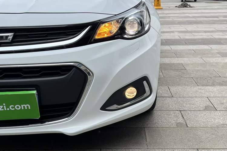Used Chevrolet Malibu 2018 530T Automatic Luxury Edition Left Front Headlight