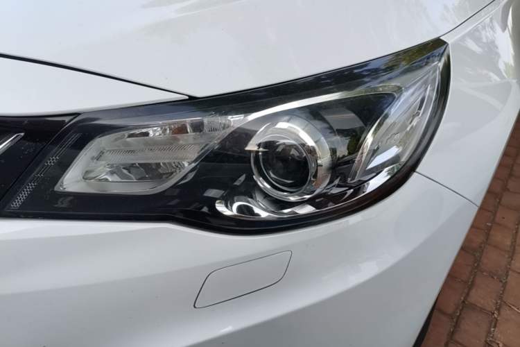 Used Chevrolet Malibu 2018 530T Automatic Luxury Edition Left Front Headlight