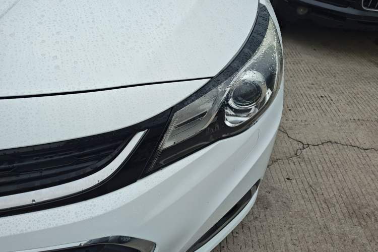 Used Chevrolet Malibu 2018 530T Automatic Luxury Edition Left Front Headlight