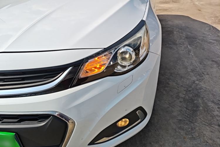 Used Chevrolet Malibu 2018 530T Automatic Luxury Edition Left Front Headlight