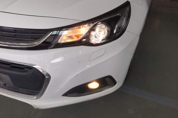 Used Chevrolet Malibu 2018 530T Automatic Luxury Edition Left Front Headlight