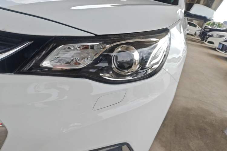 Used Chevrolet Malibu 2018 530T Automatic Luxury Edition Left Front Headlight