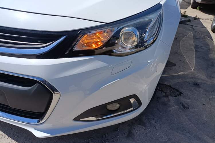 Used Chevrolet Malibu 2018 530T Automatic Luxury Edition Left Front Headlight