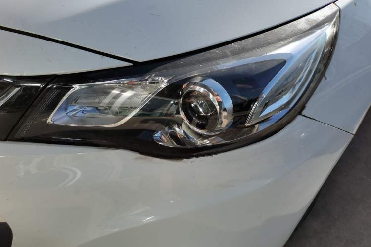 Used Chevrolet Malibu 2018 530T Automatic Fashion Edition Left Front Headlight