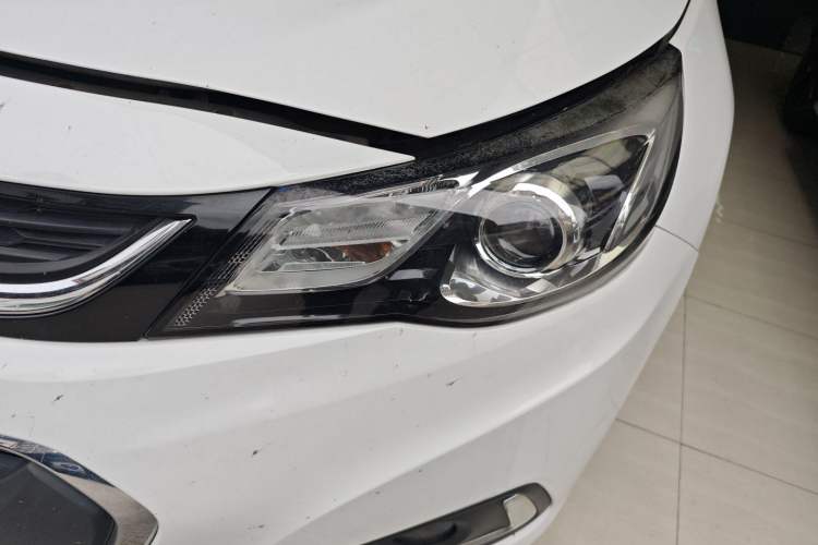 Used Chevrolet Malibu 2018 530T Automatic Fashion Edition Left Front Headlight