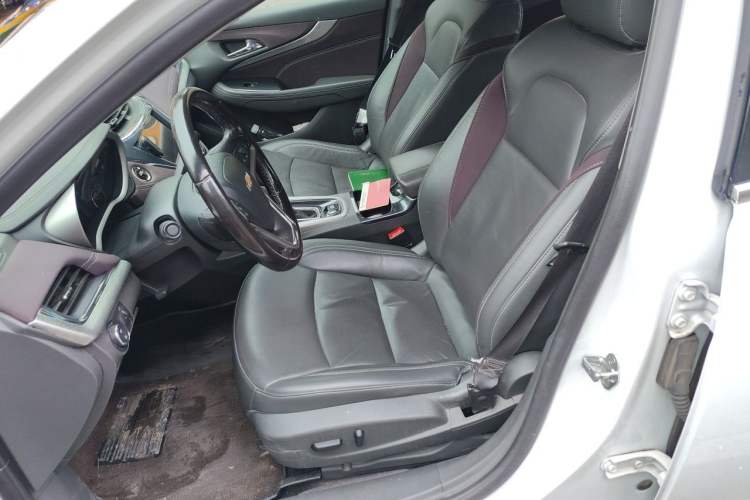 Used Chevrolet Malibu 2018 530T Automatic Luxury Edition Left Front Seat