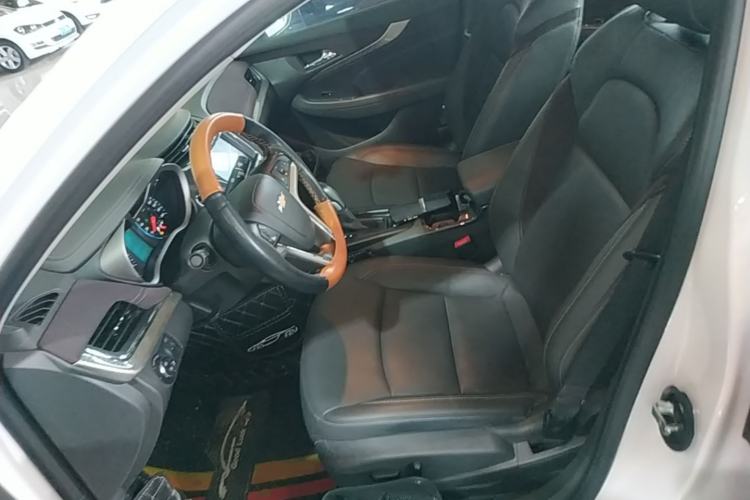 Used Chevrolet Malibu 2018 530T Automatic Luxury Edition Left Front Seat