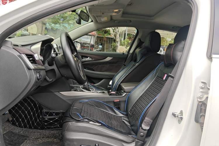 Used Chevrolet Malibu 2018 530T Automatic Luxury Edition Left Front Seat